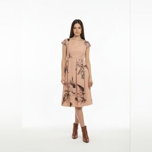 Asos Flowered Scallop Neck Skater Dress Size 6 NWOT